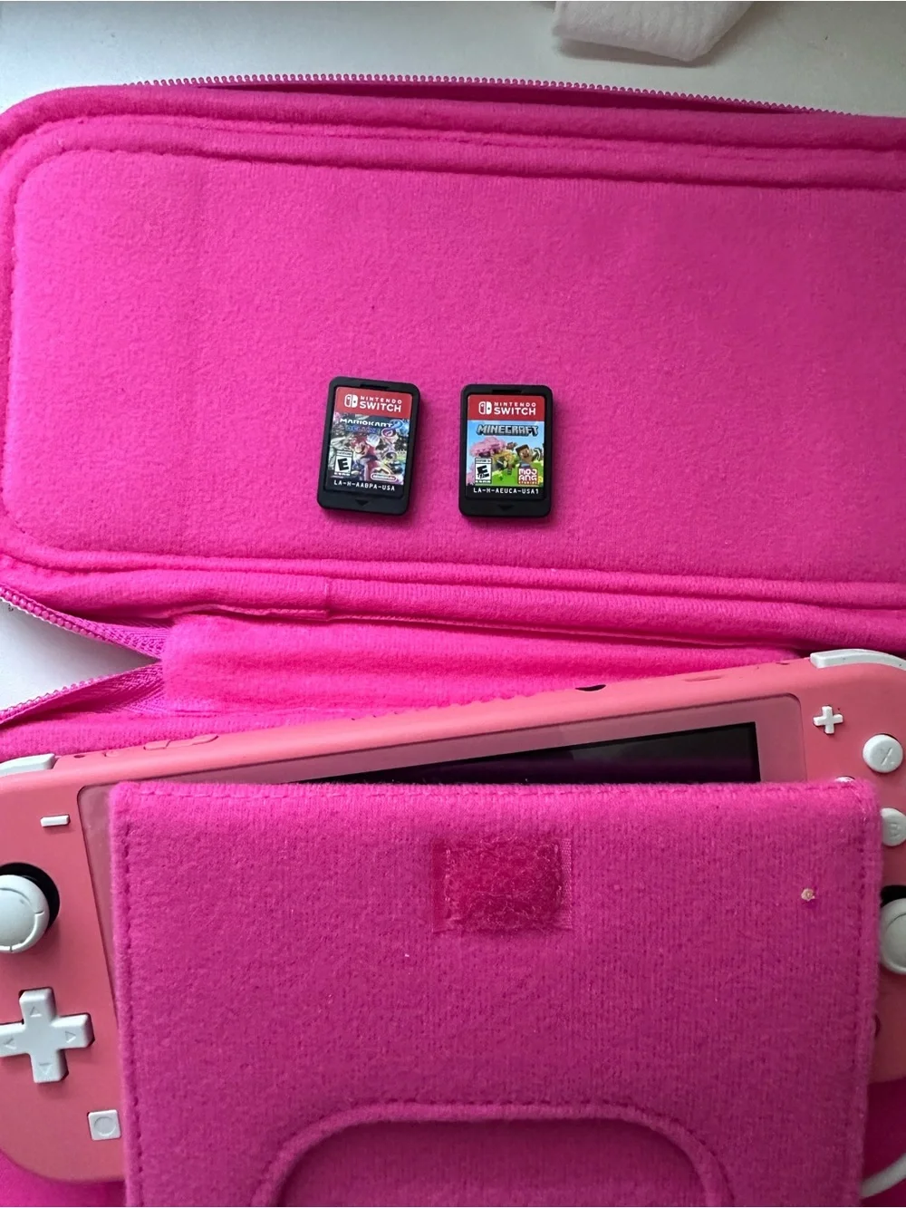 Nintendo Pink Handheld Console with Pink Carry Case and Game Cards